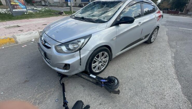 Elazığ’da otomobil ile scooter çarpıştı, 2 yaralı