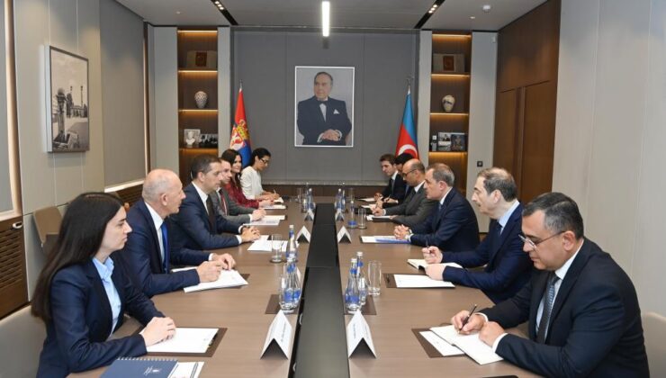 Ermenistan barışa ilgi duyuyorsa adımlarını gözden geçirmeli