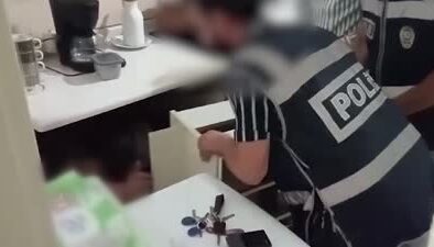 Mutfak dolabında yakalandı: 16 yıl hapis cezası bulunan hükümlü tutuklandı