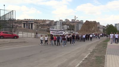 Harmandalı Çöp Tesisi’nin kapatılmaması protesto edildi