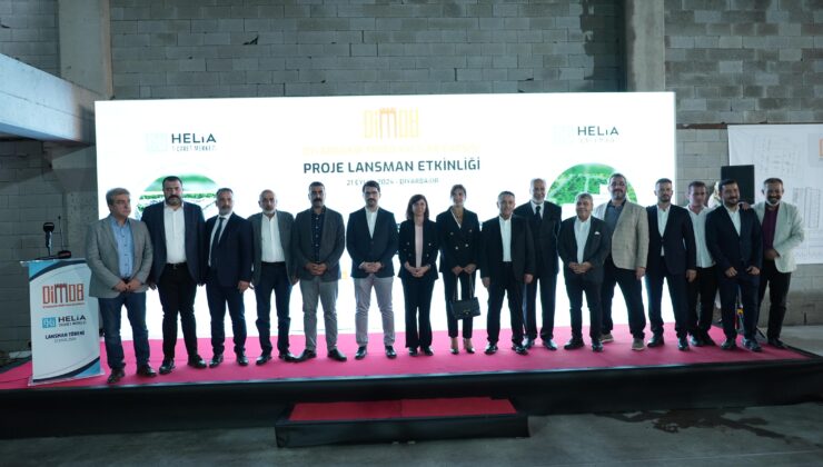 Eş Başkan Bucak ve Hatun Mobilyacılar Çarşısının lansmanına katıldı
