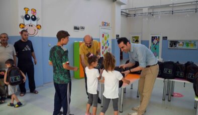 3 bin 100 öğrenciye kırtasiye desteği