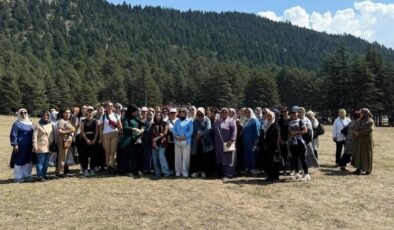 Kadınlar, Büyükşehir’in doğa gezisinde huzur buldu