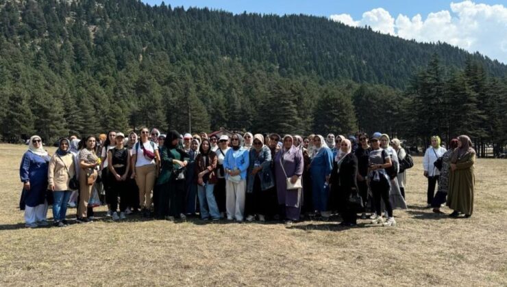 Kadınlar, Büyükşehir’in doğa gezisinde huzur buldu
