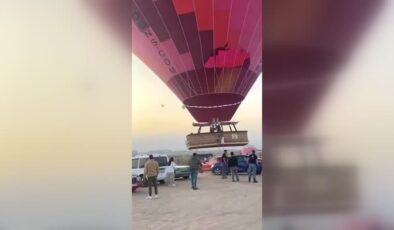 Kapadokya’da sıcak hava balonu park halindeki otomobile çarptı