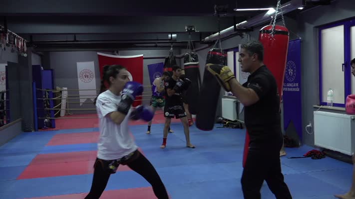 Dünya şampiyonu Özlem Melek Korkmaz, yeni madalyalar peşinde