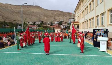 Malatya’da ilkokul öğrencileri mehteran takımı kurdu