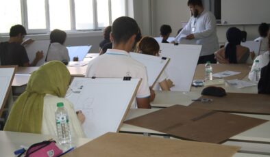 Üniversiteye yerleşmek isteyen öğrenciler sınavda yeteneklerini sergiledi