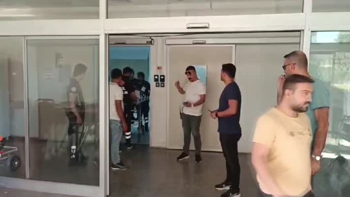 Polisten kaçmaya çalışan cezaevi firarisi damdan düşerek yaralandı