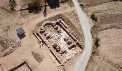 Sebaste Antik Kenti’nde Roma dönemine ait saç örgüsü döşeme bulundu