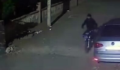 Siverek’te motosiklet hırsızlığı güvenlik kamerasına yansıdı