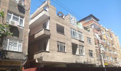 Takdir toplayan yıkım