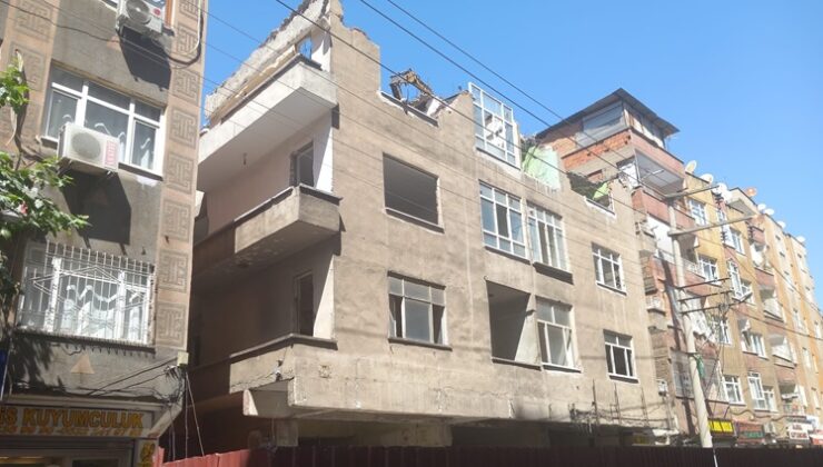 Takdir toplayan yıkım