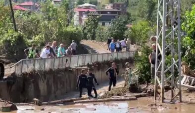 Trabzon Sürmene’deki heyelanda kaybolan kişiyi arama çalışmaları sürüyor