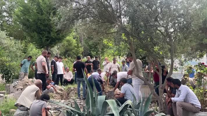 Tırın çarpması sonucu ölen çocuğun cenazesi defnedildi