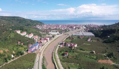 Araklı’daki taşkın sonrası temizlik çalışmaları havadan görüntülendi