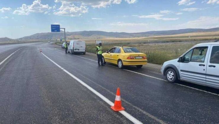 Van’da trafik denetimlerinde 89 araç trafikten men edildi