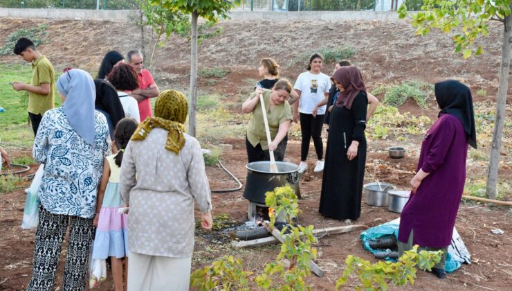 Bağ Evi’nde bağ bozumu