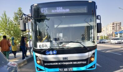 Otobüs arızası vatandaşları mağdur etti