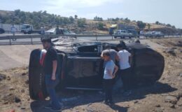 Elazığ’da otomobil şarampole devrildi: 7 yaralı