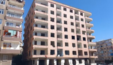 Ağır hasarlı yapılar toplumsal sorun oluşturuyor