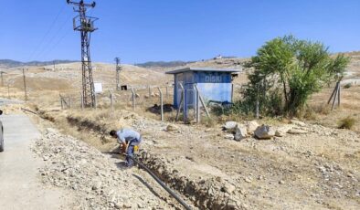 Silvan’da bir mahallenin  içme suyu hattı yenilendi