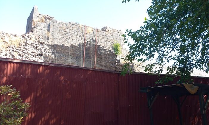 Sürücülerden duran restorasyon çalışmalarına tepki