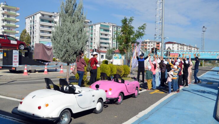 Ben û Sen’deki çocuklara itfaiye ve trafik güvenliği eğitimi