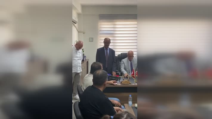 43 yıllık okul müdürüne duygulandıran veda