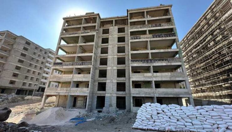 7. kattan düşen inşaat işçisi hayatını kaybetti