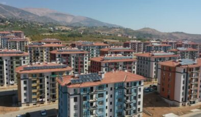 8 bin 626 afetzede konutlarının anahtarını teslim aldı