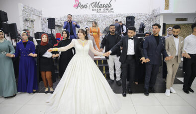 Moldovalı Anastasia, yöresel düğünle Siirtli gençle hayatını birleştirdi