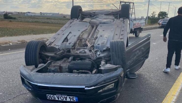 Bismil’de feci kaza: 2 otomobil çarpıştı, 3 kişi yaralandı