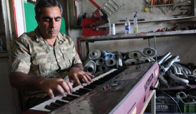 Sanayide müzik yapan usta: Fazıl Say’a benzetiliyor