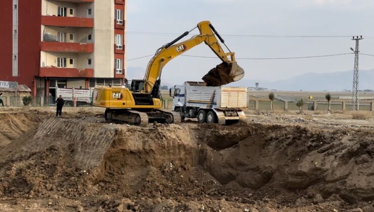 Yüksekova’da yapılacak 100 yataklı hastanenin inşaat çalışmalarına başlandı