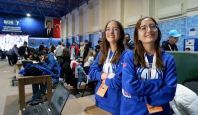 Erzurum’da TEKNOFEST havası: Gençler robot yarışmasında yarışıyor