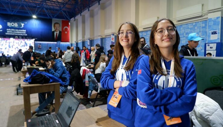 Erzurum’da TEKNOFEST havası: Gençler robot yarışmasında yarışıyor