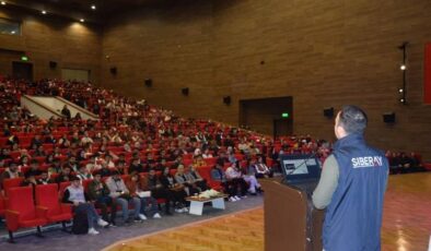 Dolandırıcıların hedefi öğrenciler: Burs tuzağına dikkat