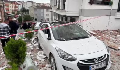 Bir evde doğal gaz patlaması sonucu 7 kişi yaralandı