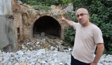 Deprem sonrası gün yüzüne çıkan tarihi hamam keşfedildi