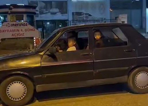 Direksiyondaki çocuğu görenler şok yaşadı