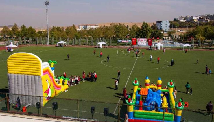 Çınar’da Cumhuriyet’in 101. yılı kutlamaları çocuk şenliğiyle sona erdi