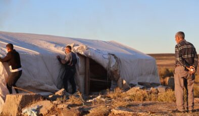 Diyarbakır’a gelen konargöçer aile, 6 ay Kral Yolu’nda hayvanlarına bakacak