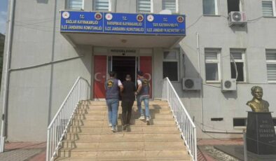 Diyarbakır’da hapis cezası olan 2 firari yakalandı