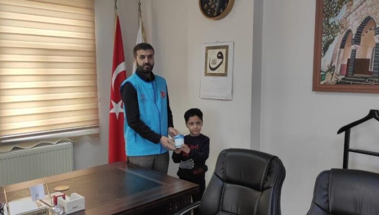 Diyarbakır’da, minik kalpten Filistin’e yardım