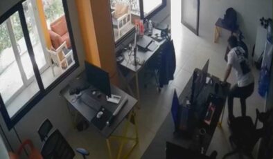 Elazığ’da depreme uykuda yakalanan vatandaşın panik anı