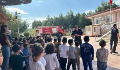 Elazığ’da öğrencilere itfaiyeden yangın eğitimi