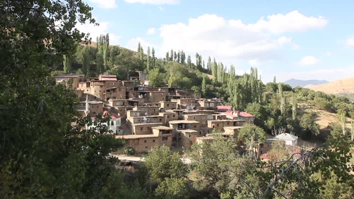 Bitlis’in taş evleri fotoğraf tutkunlarının ilgisini çekti