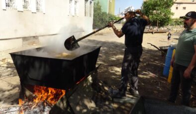 Gercüş’te bulgur kaynatma geleneği dev kazanlarda sürüyor