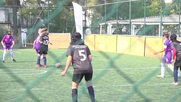 Görme engelli kadın futbolcu, Türkiye şampiyonluğunun ardından uluslararası başarı hedefliyor